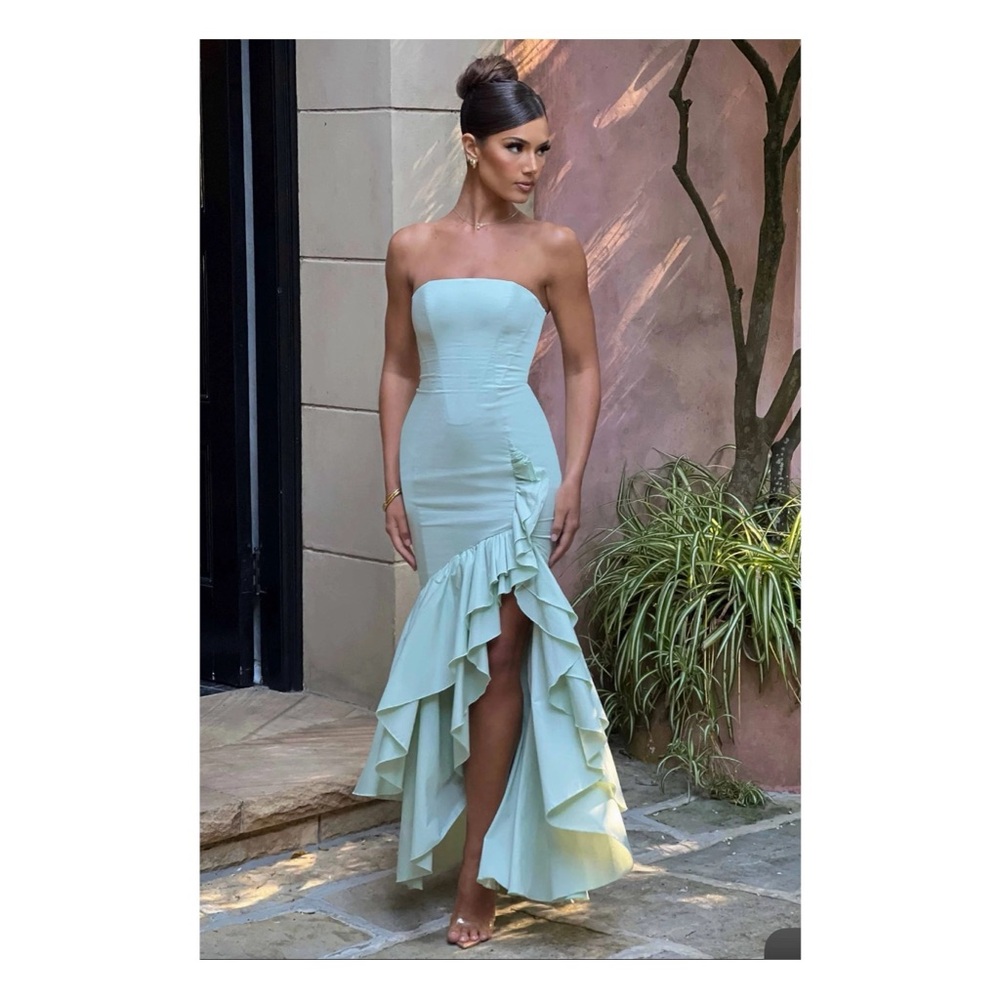 Ruffle dress